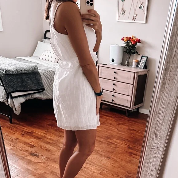 BCBGeneration white flowy summer dress - Picture 4 of 9